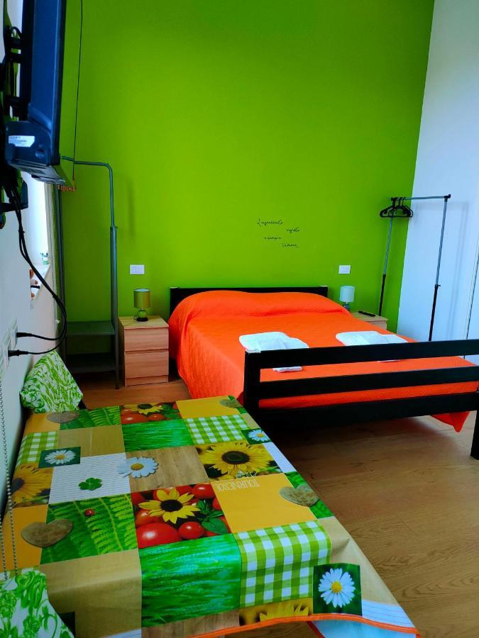 Monopat Hotel Marina Di Pisa Kültér fotó