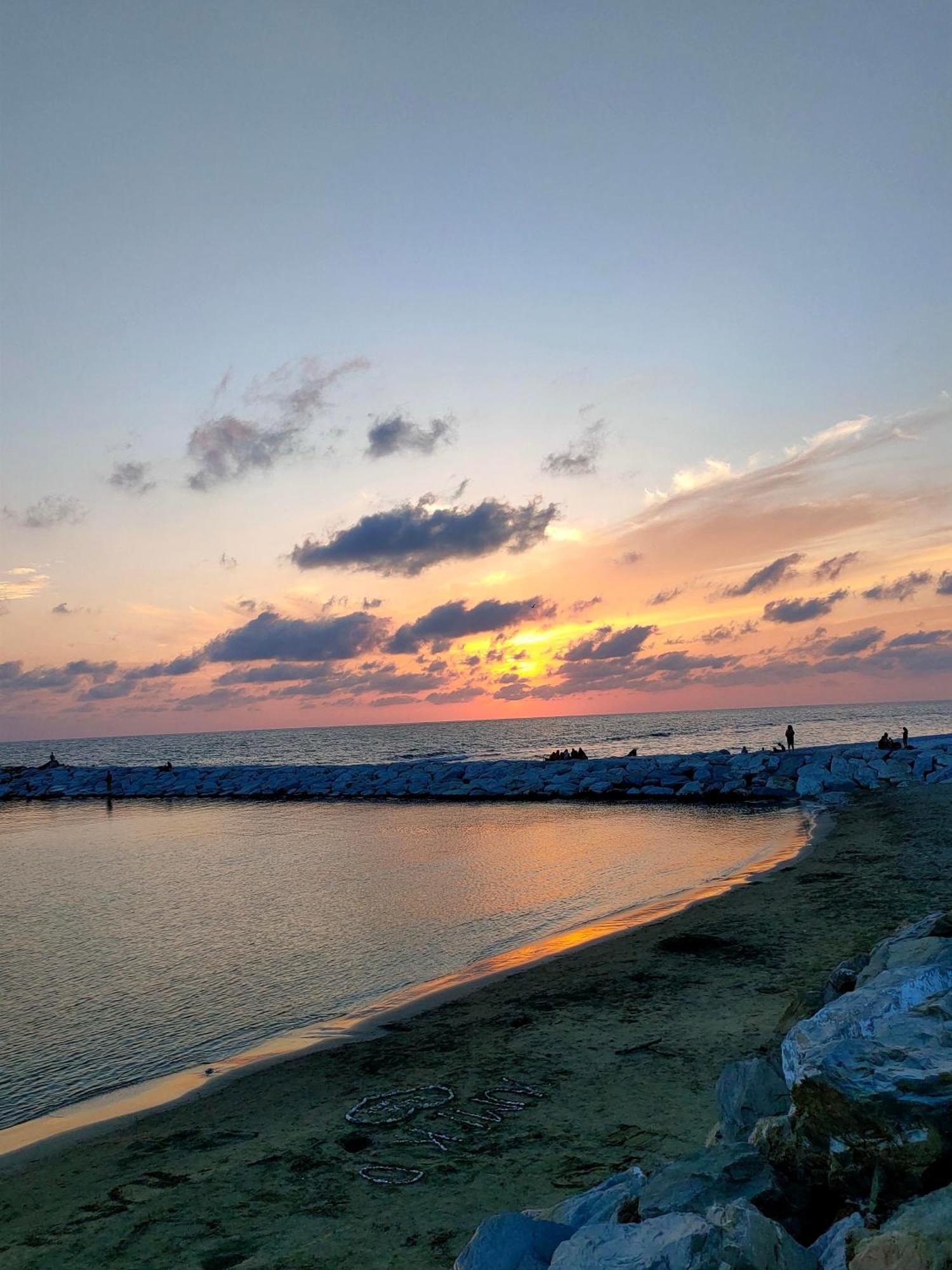 Monopat Hotel Marina Di Pisa Kültér fotó